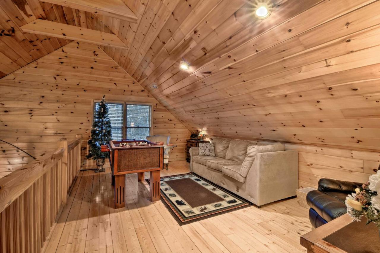 Riverside Ellijay Cabin With Hot Tub And Game Room Екстериор снимка