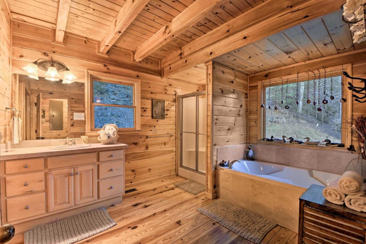 Riverside Ellijay Cabin With Hot Tub And Game Room Екстериор снимка