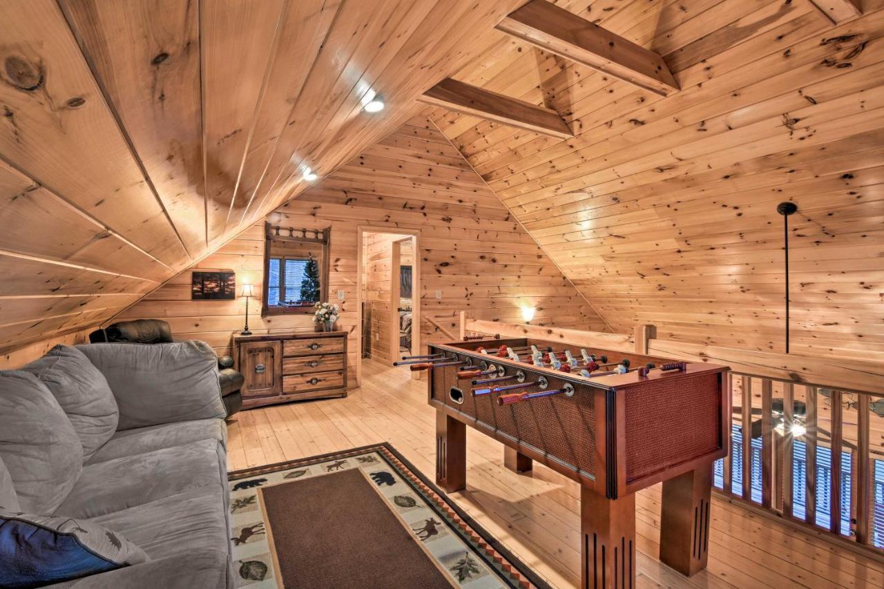 Riverside Ellijay Cabin With Hot Tub And Game Room Екстериор снимка